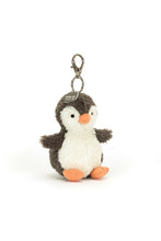 將圖片載入圖庫檢視器 Jellycat Peanut Penguin Bag Charm
