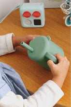 Load image into Gallery viewer, Beaba Silicone Straw Cup Sage Green 4