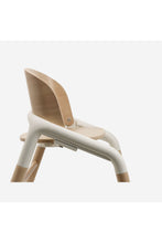 
                        
                          Load image into Gallery viewer, Bugaboo Giraffe Chair - Neutral Wood / White 3
                        
                      