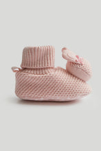 將圖片載入圖庫檢視器 Mothercare Bunny Rattle Sock-Top Booties