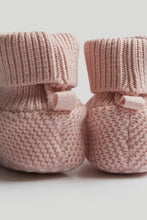 將圖片載入圖庫檢視器 Mothercare Bunny Rattle Sock-Top Booties