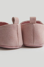 Load image into Gallery viewer, Mothercare Pink Suede Ballerina Pram Shoes