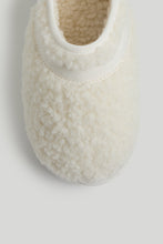 將圖片載入圖庫檢視器 Mothercare White Fleece Slippers