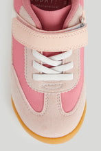 將圖片載入圖庫檢視器 Mothercare Pink Trainers
