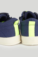將圖片載入圖庫檢視器 Mothercare Navy Canvas Trainers