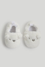 將圖片載入圖庫檢視器 Mothercare White Fluffy Baby Slippers