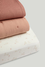 Load image into Gallery viewer, Mothercare 3-Piece Bedding Bundle (Cot Bed) - Rabbit