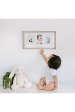 
                        
                          Load image into Gallery viewer, Pearhead Babyprints Rustic Frame 4
                        
                      