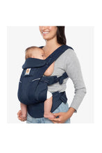 
                        
                          Load image into Gallery viewer, Ergobaby Omni Breeze Baby Carrier Midnight Blue 3
                        
                      