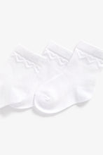 
                        
                          Load image into Gallery viewer, Mothercare White Heart Socks - 5 Pack
                        
                      