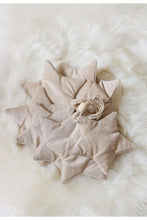 
                        
                          Load image into Gallery viewer, Moi Mili Cream Dust Velvet Garland With Stars 2
                        
                      