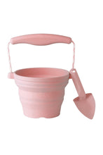 
                        
                          Load image into Gallery viewer, Scrunch Seedling Pot and Trowel 1
                        
                      