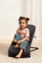 
                        
                          將圖片載入圖庫檢視器 BabyBjörn Bouncer Balance Soft - Dark Grey
                        
                      