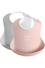 
                        
                          Load image into Gallery viewer, BabyBjörn Baby Bib 2-Pack Powder Pink/Grey
                        
                      