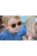 
                        
                          Load image into Gallery viewer, Beaba Sunglasses 9-24M Bright Caramel
                        
                      