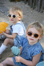 
                        
                          Load image into Gallery viewer, Beaba Sunglasses 9-24M Bright Caramel
                        
                      