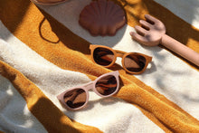 
                        
                          Load image into Gallery viewer, Beaba Sunglasses 9-24M Bright Sorbet (check name &amp; photo)
                        
                      