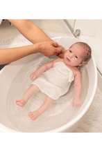 
                        
                          Load image into Gallery viewer, Bubble Cuddle Bath With Newborn Support Insert White - Online Exclusive
                        
                      