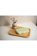
                        
                          Load image into Gallery viewer, Snapkis Konjac Bath Sponge Wavy Large
                        
                      