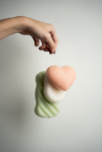 
                        
                          Load image into Gallery viewer, Snapkis Konjac Bath Sponge Wavy Large
                        
                      