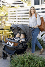 
                        
                          將圖片載入圖庫檢視器 Joie Estrella™ Double Stroller - Eclipse 2 babys siting together with twins stroller
                        
                      