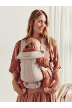 
                        
                          Load image into Gallery viewer, BabyBjörn Baby Carrier Mini -  Light Beige, 3D Mesh
                        
                      