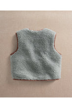 
                        
                          Load image into Gallery viewer, Mamas &amp; Papas Borg Gilet
                        
                      