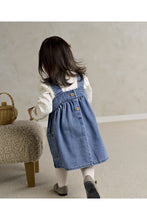 
                        
                          Load image into Gallery viewer, Mamas &amp; Papas Denim Pinny Dress &amp; Heart Bodysuit Set
                        
                      