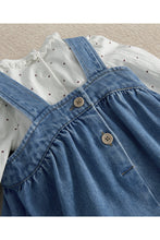 
                        
                          Load image into Gallery viewer, Mamas &amp; Papas Denim Pinny Dress &amp; Heart Bodysuit Set
                        
                      