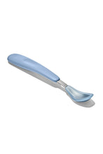 
                        
                          Load image into Gallery viewer, OXO Tot On-The-Go Feeding Spoon Dusk - Online Exclusive
                        
                      