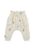 
                        
                          Load image into Gallery viewer, Mamas &amp; Papas Floral Heart Joggers
                        
                      