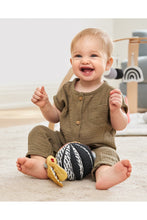 
                        
                          Load image into Gallery viewer, Skip Hop Discoverosity 3-In-1 Classic Stroller Toy - Online Exclusive
                        
                      