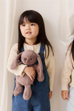 
                        
                          Load image into Gallery viewer, Snuggle Bunnies Penelope - Spice - 30 Cm
                        
                      