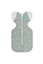 
                        
                          將圖片載入圖庫檢視器 Love To Dream Swaddle Up Transition Bag Bamboo Moon &amp; Star
                        
                      
