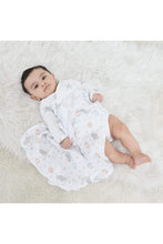 
                        
                          Load image into Gallery viewer, Aden + Anais Essentials Cotton Muslin Swaddles Dumbo New Heights - 4 Pack 3
                        
                      