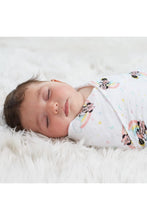 
                        
                          Load image into Gallery viewer, Aden + Anais Essentials Cotton Muslin Swaddles Minnie Rainbows - 4 Pack 3
                        
                      