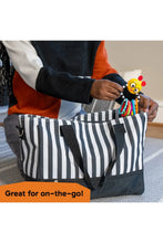 
                        
                          Load image into Gallery viewer, Baby Einstein Cals Connectors Sensory Toy with Links
                        
                      