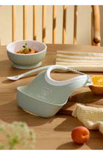 
                        
                          Load image into Gallery viewer, BabyBjörn Baby Feeding Set, 3 pcs - Powder Green
                        
                      