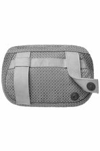 
                        
                          Load image into Gallery viewer, BabyBjörn Pocket Pouch for Baby Carrier
                        
                      