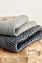 
                        
                          Load image into Gallery viewer, BabyBjörn Baby Carrier Harmony - Anthracite, 3D Mesh
                        
                      