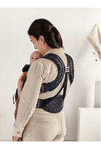 
                        
                          將圖片載入圖庫檢視器 Babybjorn Baby Carrier Move 3D Mesh Anthracite Leo 6
                        
                      