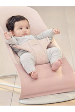 
                        
                          Load image into Gallery viewer, BabyBjörn Bouncer Bliss - Light Pink, 3D Jersey 4
                        
                      