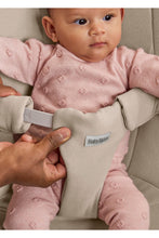 
                        
                          Load image into Gallery viewer, BabyBjörn Bouncer Begin - Sand Grey, Brush Woven [Pre-Order, estimate ship date on Mid of Sept]
                        
                      