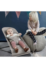 
                        
                          將圖片載入圖庫檢視器 Babybjorn Bouncer Bliss Sand Gray Cotton 2
                        
                      