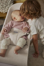 
                        
                          Load image into Gallery viewer, Babybjörn Bouncer Bliss Woven Mélange (Light Beige)
                        
                      