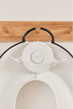 
                        
                          將圖片載入圖庫檢視器 BabyBjörn Toilet Trainer - White/Black
                        
                      
