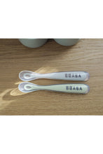 
                        
                          Load image into Gallery viewer, Beaba Set of 2 1st Age Silicone Spoons Velvet Grey / Sage Green 3
                        
                      