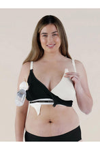 
                        
                          Load image into Gallery viewer, Bravado Designs Clip And Pump Hands-Free Nursing Bra Accessory - Black 3
                        
                      