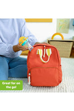 
                        
                          將圖片載入圖庫檢視器 Bright Starts Just for Sun Flashlight Toy
                        
                      