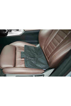 
                        
                          Load image into Gallery viewer, Dooky Pregnancy Seatbelt Adjuster
                        
                      
